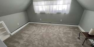 4 bedroom 2 bath home in the Crabtree section of Levittown. Available for move in 6/1/2023 Gallery 10