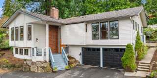 Modern Elegance Meets Island Living! |8475 SE 45th St | Mercer Island, WA 98040 4 Beds | 3 Baths | Prime North-End Location Gallery 1