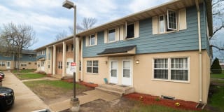 Oak Street Townhomes Gallery 17