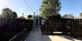 2115 Lester St Gallery 1