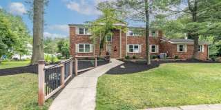 1800 LARK Lane Gallery 6