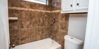Available July 1st: Spacious 3 Bed, 2 Bath Ready for You! Gallery 15