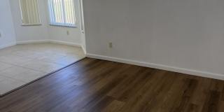 137 SW Meade Circle Gallery 10