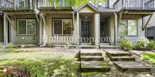 Modern Townhome Near MAX, Nike & High-Tech Corridor Gallery 1