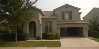 Excellent Elk Grove Location, Spacious 4 bedroom home with office, sitting parlor, and large kitchen Gallery 1