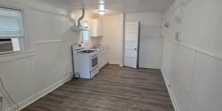 Downtown Studio Apartment - $200.00 off Move In Special Gallery 1