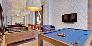 19 Dutch 19 Dutch Gallery 21