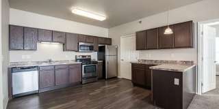 West Creek Crossing Apartments Gallery 8