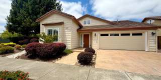 Beautifully maintained single-level home in one of Windsor’s most sought-after neighborhoods! Gallery 1
