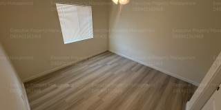 Remodeled 3-bedroom, 2-bath home near Ming Ave/ S. H St Gallery 14