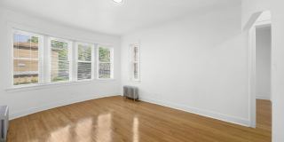 8101 S Drexel Ave Gallery 9