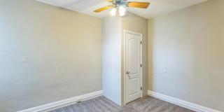 Spacious & Updated Grays Ferry Rowhome Near Parks and Center City — Accepting ALL PHA voucher holders Gallery 17