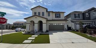 2-Story 4Bx3.5B House Near Sky River Casino Available Now!! Gallery 1