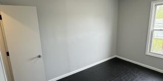 3860 E 72nd St Gallery 17