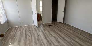 3951 South Mentor Avenue Gallery 7