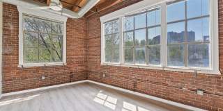 SoHo Lofts Gallery 5