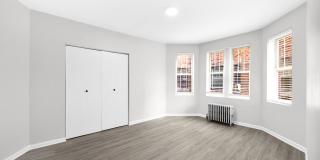 735-49 N Austin Gallery 3