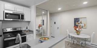 121 Piccadilly Pl Apt A Gallery 8