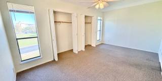 Freshly Renovated 2BD/2.5BA Townhouse in Exclusive Horseshoe Bay Community! Gallery 22