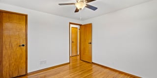 AVAILABLE JUNE 1ST! Don't miss this UPDATED and stunning 2-bedroom the heart of the South Hills! Gallery 13