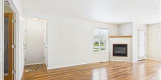 Bright & Spacious 3-Bedroom Apartment Gallery 10