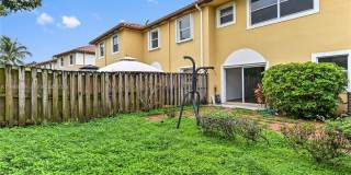 5043 SW 140th Ter Gallery 32