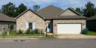 Nice 3 Bed 2 Bath House! Available Now! Gallery 1