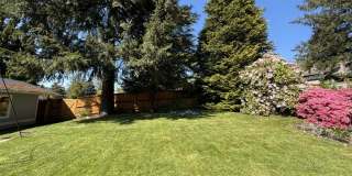 26714 Northeast Valley Street Gallery 1