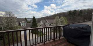 3 bedroom 2.5 bath townhome located in the Windwood Village Gallery 4