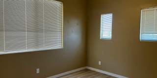 6734 W Blackstone Lane Gallery 32