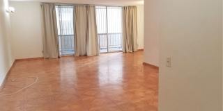 Luxurious 2 Bedroom, 2 Bath Condo in the Heart of Prime Hollywood Gallery 4