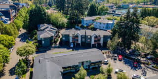 Uptown Lake Oswego Gallery 86