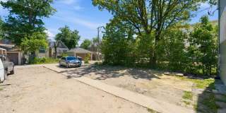 541 N Lawndale Avenue Gallery 13