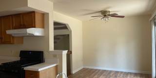 21054 CORNERPOST Square Gallery 9