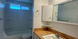 2bd/1.75ba Lynnwood Home Gallery 15