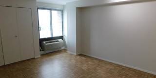 1105 Massachusetts Ave. Gallery 7