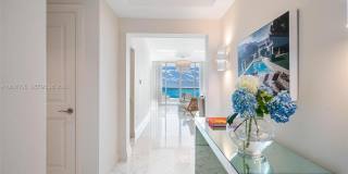 17875 Collins Ave Gallery 14