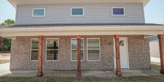 2 Bedroom 2 Baths, Very Close to U of A!! Gallery 1