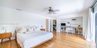 330 SW 133rd Pl Gallery 40