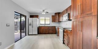 15217 W POND WOODS Drive Gallery 10