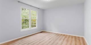 2807 FALLING BROOK Gallery 28