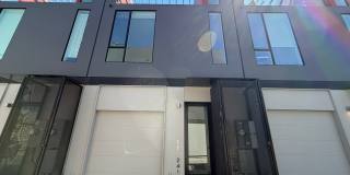 Beautiful Nineth & Broadway Duplex Gallery 1