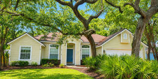 5 minutes to the beach!  Remodeled Home! Gallery 1