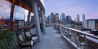 Helm Helm Gallery 52