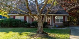 Beautiful 3 Bed 2 Bath home located in Greensboro! Gallery 1