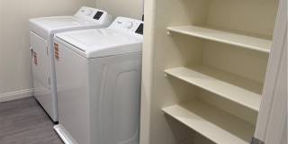 10419 Luna Mezzo Street Gallery 18