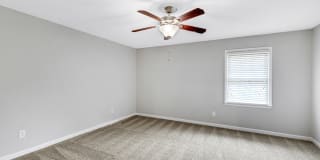 Williamsburg Manor Gallery 7