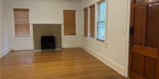 1106 E 51st Street Gallery 5