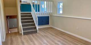 Sprawling Four Bedroom Home Gallery 23