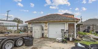406 IRIS Avenue Gallery 7